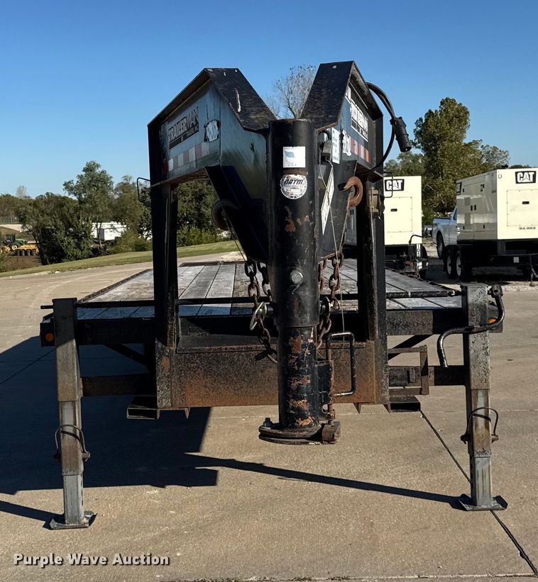 image for item EF2204 2011 Trailerman equipment trailer