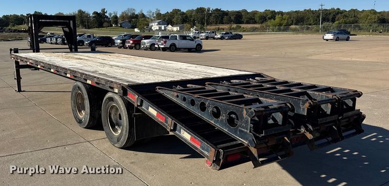 image for item EF2204 2011 Trailerman equipment trailer