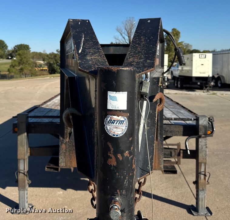 image for item EF2204 2011 Trailerman equipment trailer