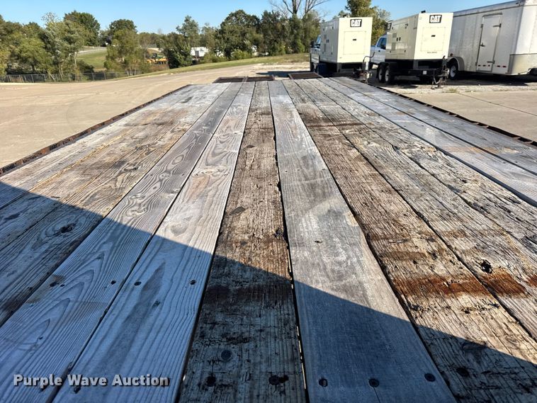 image for item EF2204 2011 Trailerman equipment trailer