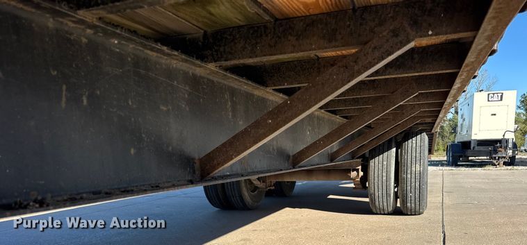 image for item EF2204 2011 Trailerman equipment trailer