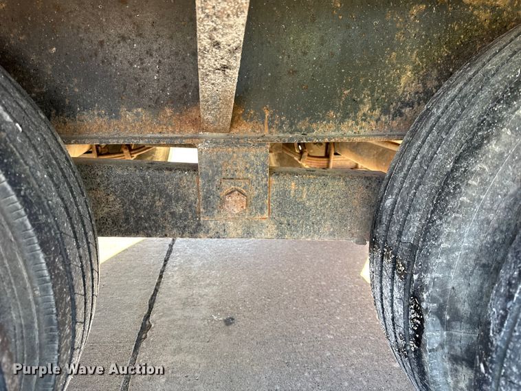 image for item EF2204 2011 Trailerman equipment trailer