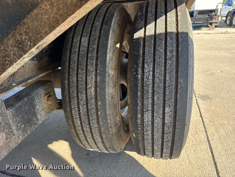 image for item EF2204 2011 Trailerman equipment trailer