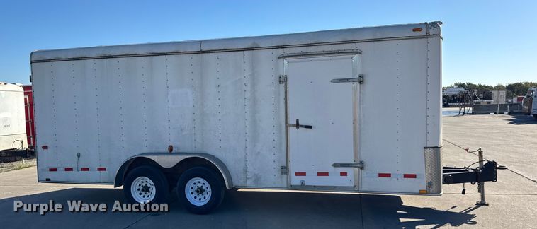image for item EF2207 2006 Interstate T720TA3 enclosed cargo trailer