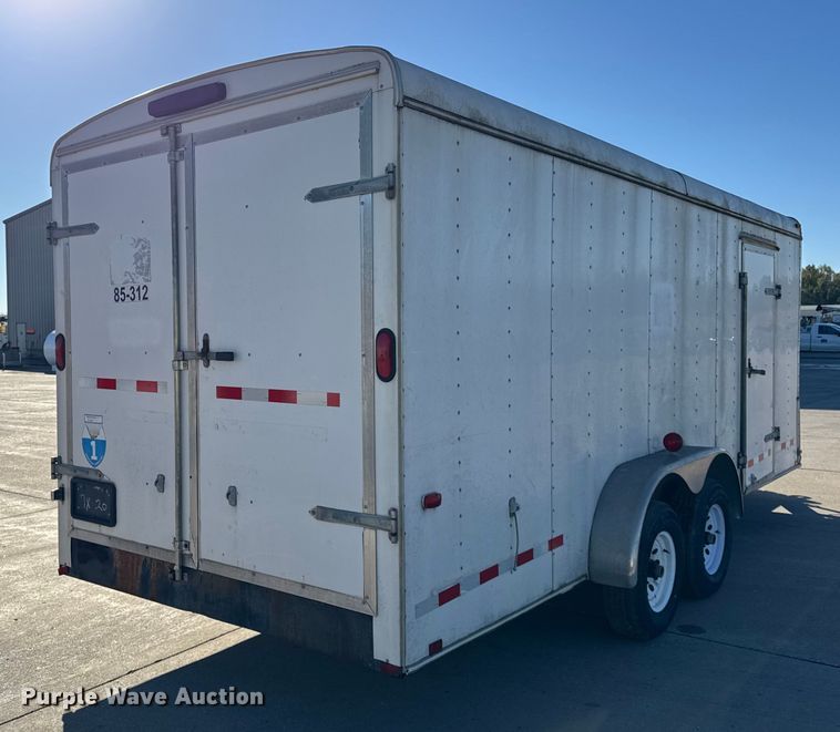 image for item EF2207 2006 Interstate T720TA3 enclosed cargo trailer