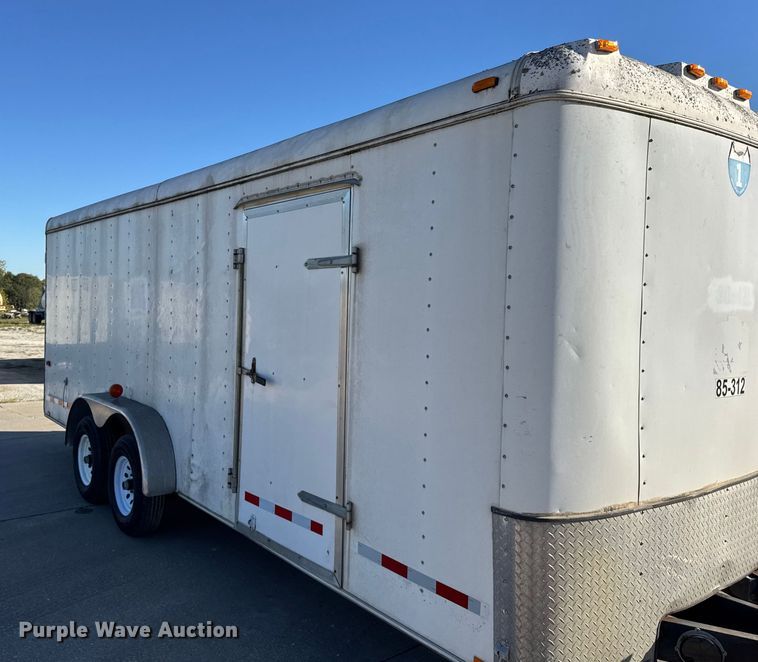 image for item EF2207 2006 Interstate T720TA3 enclosed cargo trailer