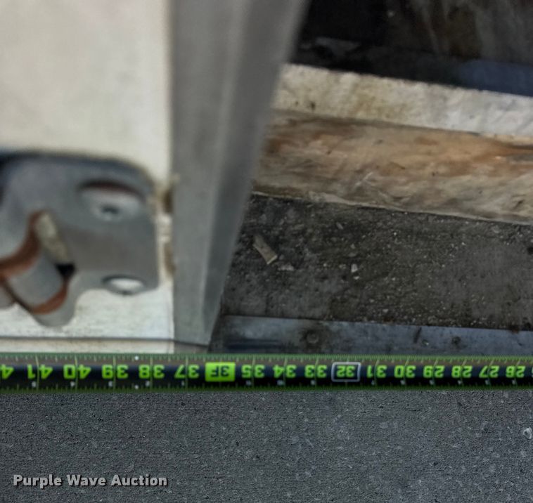 image for item EF2207 2006 Interstate T720TA3 enclosed cargo trailer