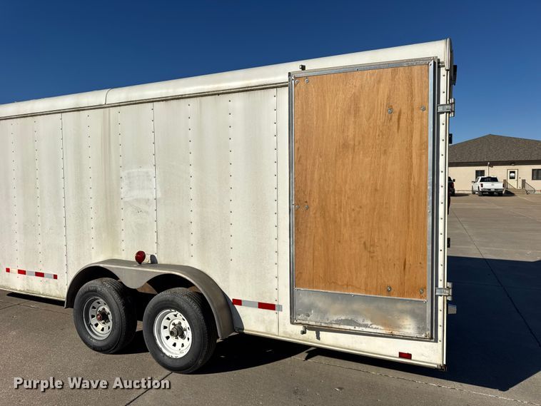 image for item EF2207 2006 Interstate T720TA3 enclosed cargo trailer