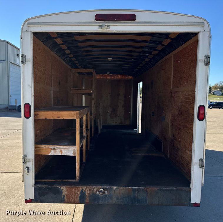 image for item EF2207 2006 Interstate T720TA3 enclosed cargo trailer
