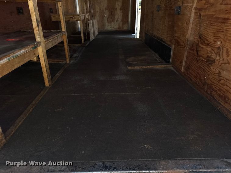 image for item EF2207 2006 Interstate T720TA3 enclosed cargo trailer