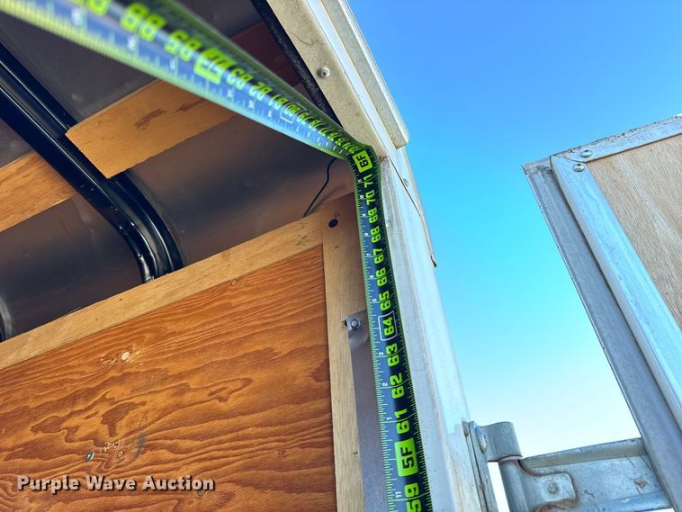 image for item EF2207 2006 Interstate T720TA3 enclosed cargo trailer