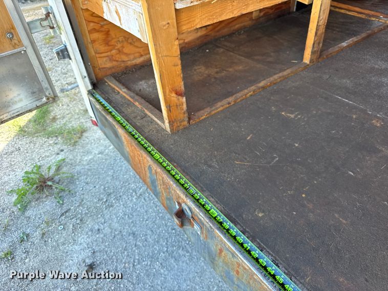 image for item EF2207 2006 Interstate T720TA3 enclosed cargo trailer