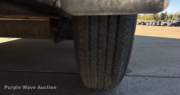 image for item EF2207 2006 Interstate T720TA3 enclosed cargo trailer