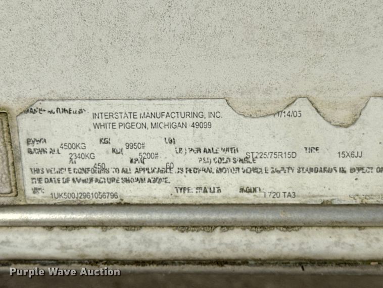 image for item EF2207 2006 Interstate T720TA3 enclosed cargo trailer