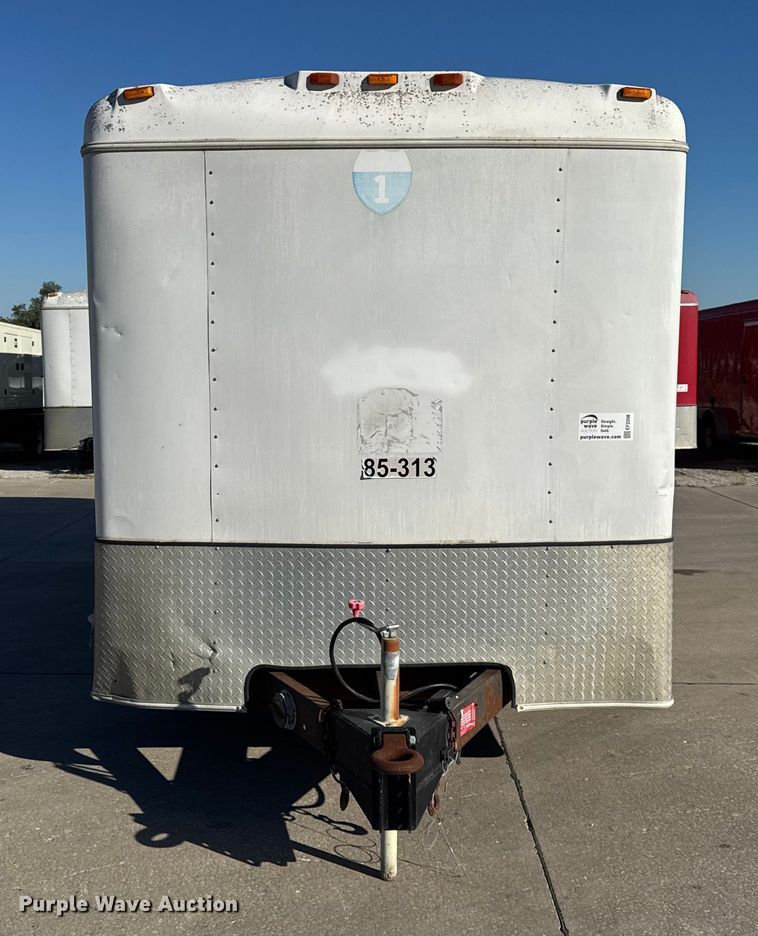 image for item EF2208 2006 Interstate T1718 TA3 enclosed cargo trailer