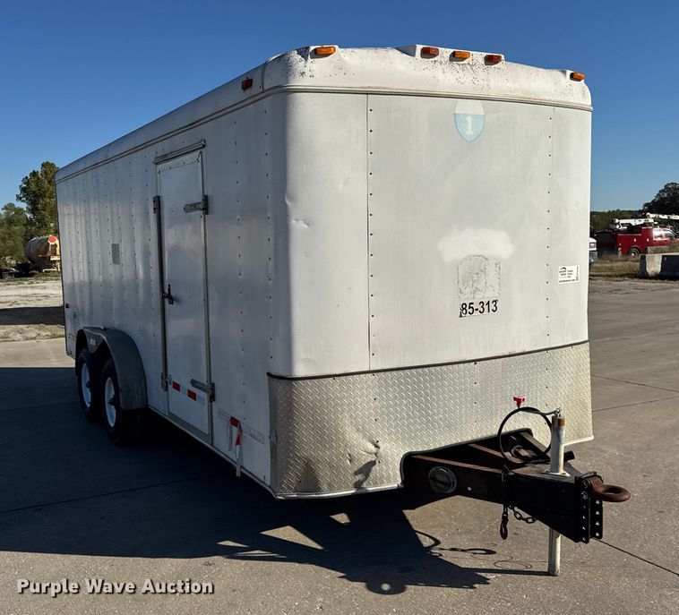 image for item EF2208 2006 Interstate T1718 TA3 enclosed cargo trailer