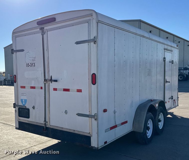 image for item EF2208 2006 Interstate T1718 TA3 enclosed cargo trailer