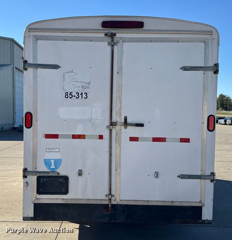 image for item EF2208 2006 Interstate T1718 TA3 enclosed cargo trailer