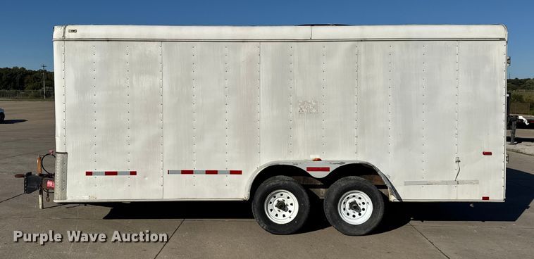image for item EF2208 2006 Interstate T1718 TA3 enclosed cargo trailer