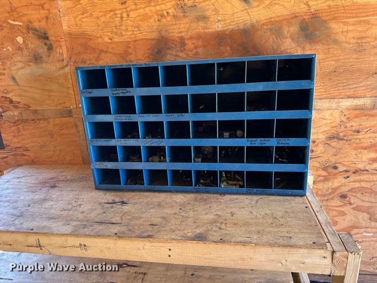 image for item EF2208 2006 Interstate T1718 TA3 enclosed cargo trailer