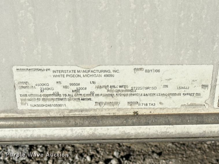 image for item EF2208 2006 Interstate T1718 TA3 enclosed cargo trailer