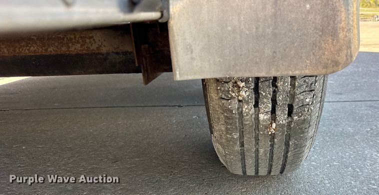 image for item EF2209 2009 Interstate I720TA3 enclosed cargo trailer