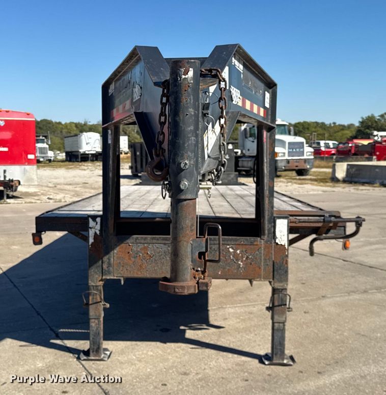 image for item EF2211 2007 Trailerman equipment trailer