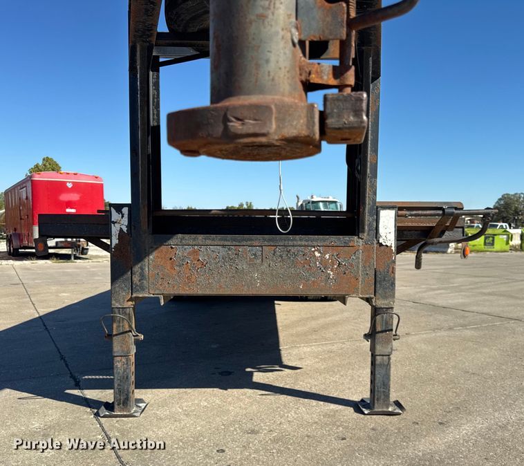 image for item EF2211 2007 Trailerman equipment trailer