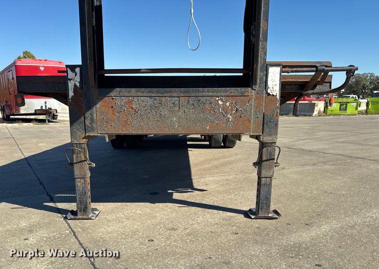 image for item EF2211 2007 Trailerman equipment trailer