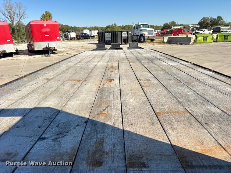 image for item EF2211 2007 Trailerman equipment trailer