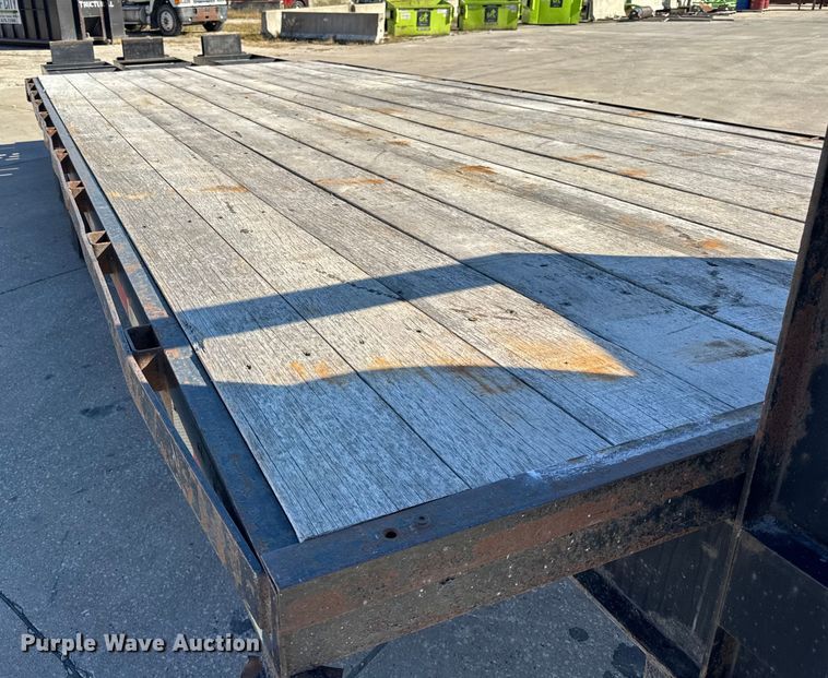 image for item EF2211 2007 Trailerman equipment trailer