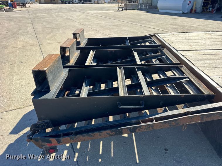 image for item EF2211 2007 Trailerman equipment trailer