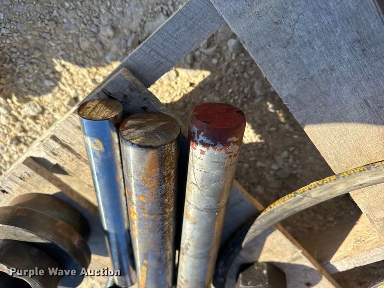 image for item EF2220 Track pin press