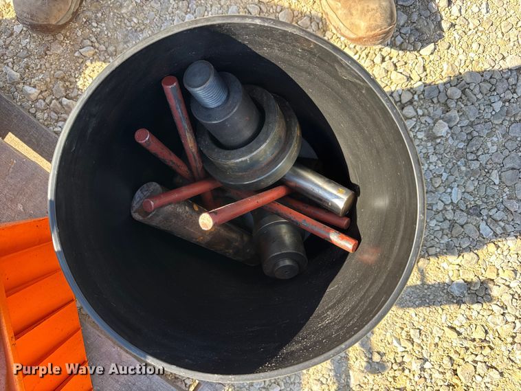 image for item EF2220 Track pin press