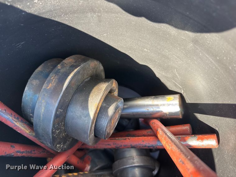 image for item EF2220 Track pin press