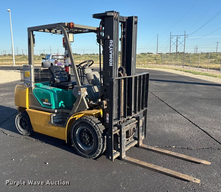 MONTACARGAS KOMATSU FG25T14