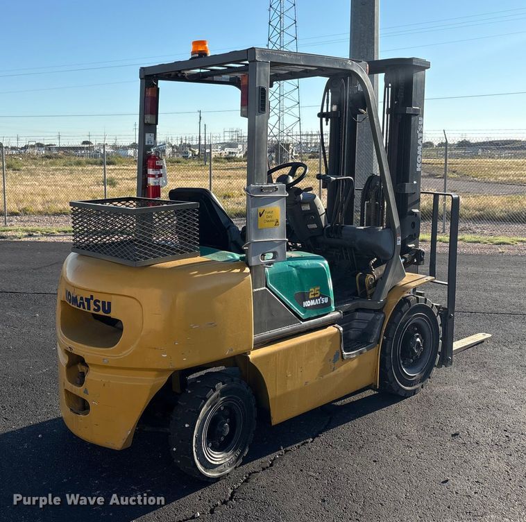 MONTACARGAS KOMATSU FG25T14