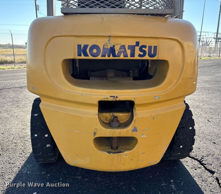 image for item EF6072 Komatsu F G25T-14 forklift