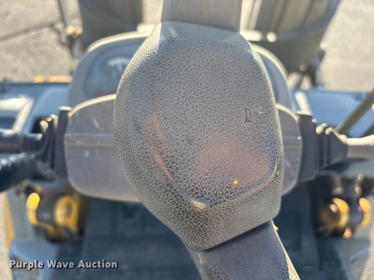 image for item EF6072 Komatsu F G25T-14 forklift