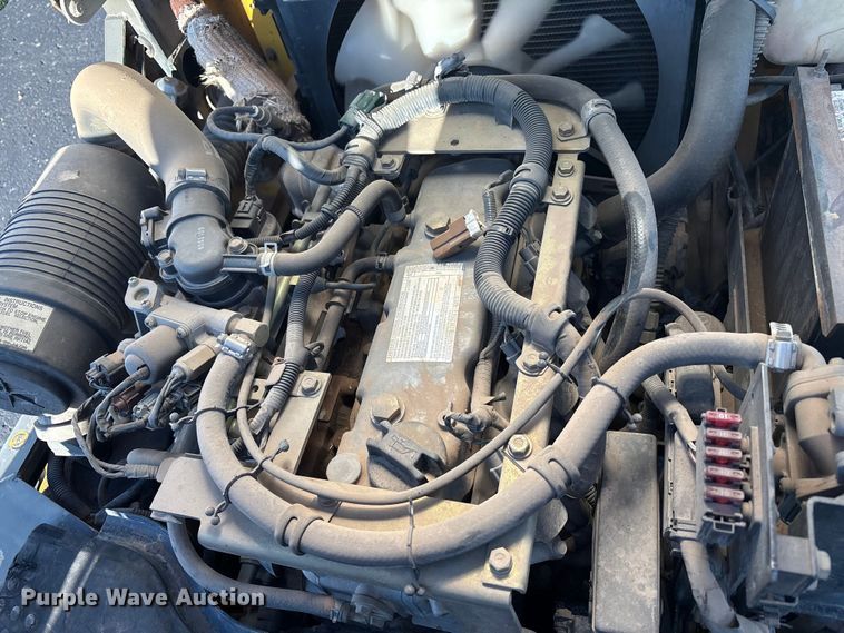 image for item EF6072 Komatsu F G25T-14 forklift