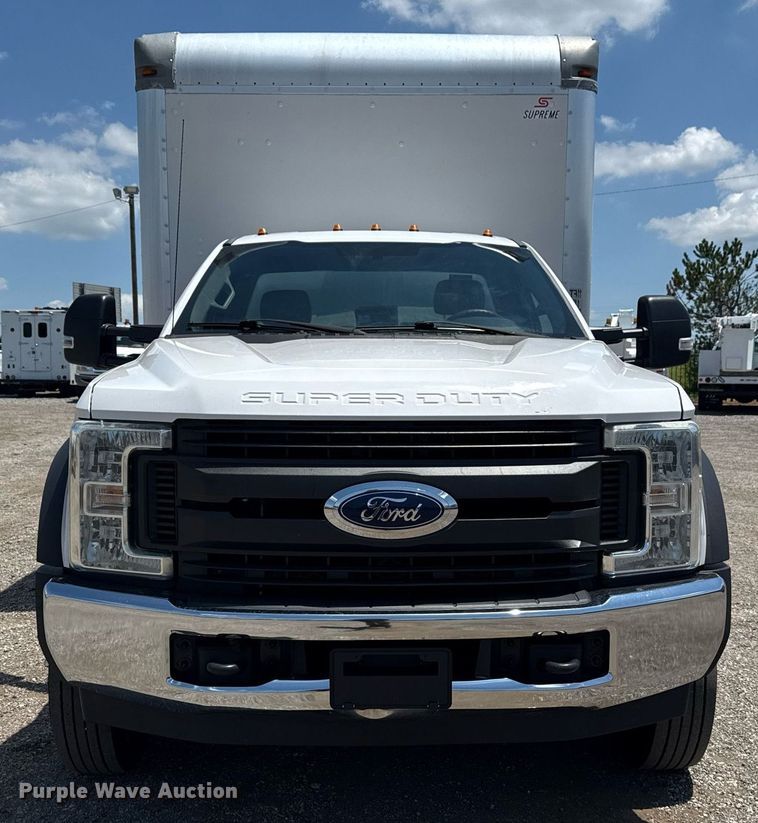 image for item EG6076 2017 Ford F450 Super Duty XL box truck