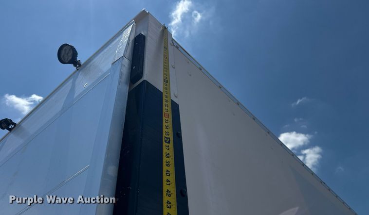 image for item EG6076 2017 Ford F450 Super Duty XL box truck