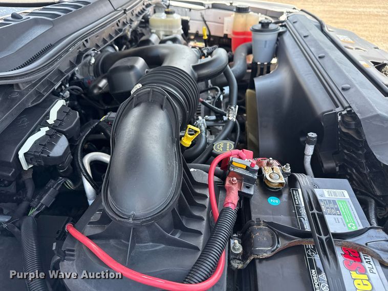 image for item EG6076 2017 Ford F450 Super Duty XL box truck