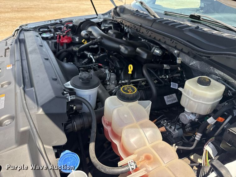 image for item EG6076 2017 Ford F450 Super Duty XL box truck