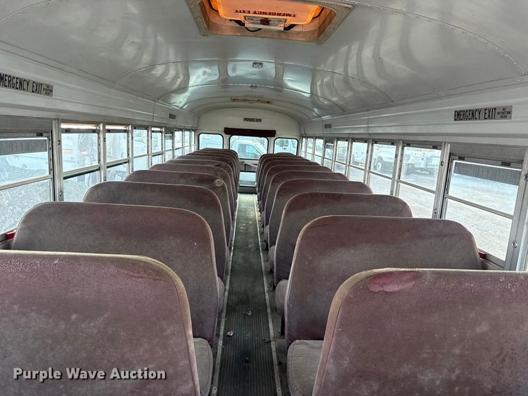 image for item EG6089 2002 International 3800 school bus