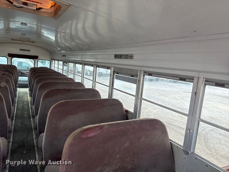 image for item EG6089 2002 International 3800 school bus