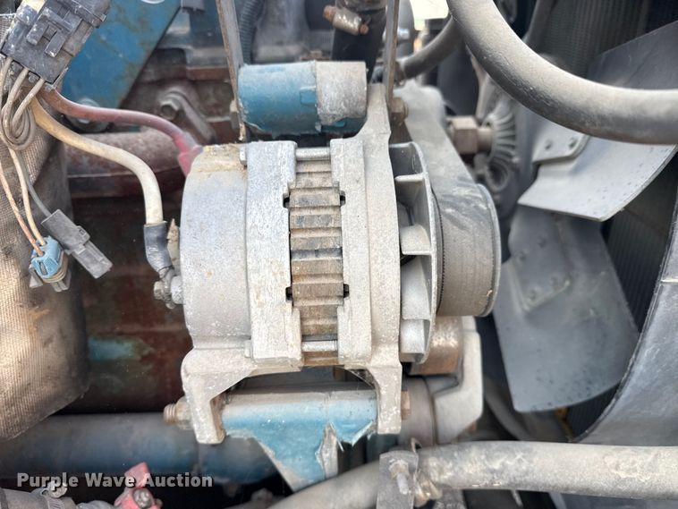 image for item EG6089 2002 International 3800 school bus