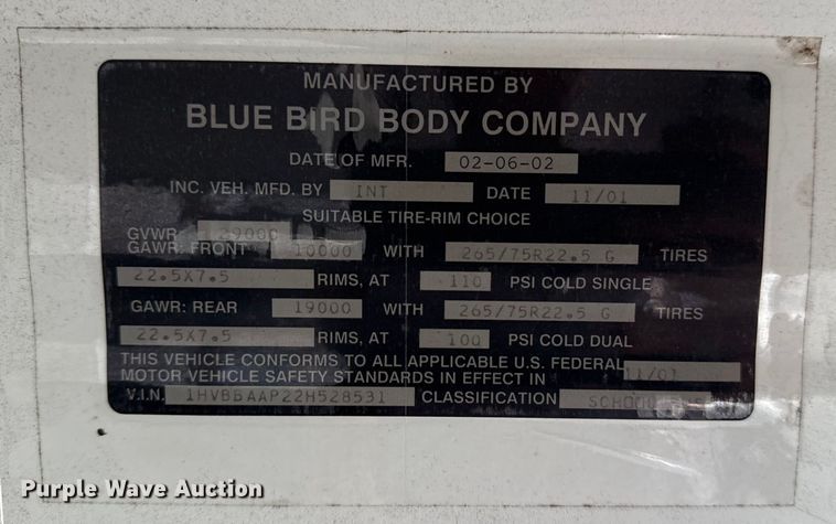 image for item EG6089 2002 International 3800 school bus