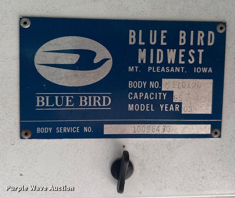 image for item EG6089 2002 International 3800 school bus