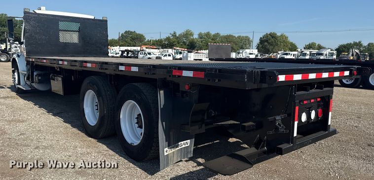 image for item EG6145 2007 Freightliner Business Class M2 flatbed truck